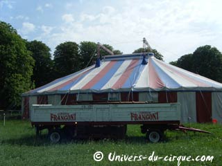 Hauts de Seine: reprise des spectacles du cirque Alexandra Franconi à Saint Cloud