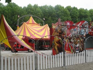 Le cirque Willie Zavatta est à La Béchère