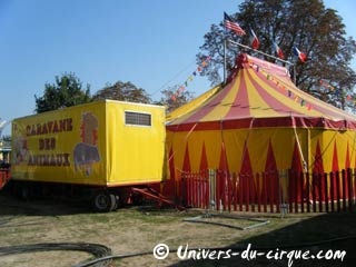 Paris: derniers jours du cirque Muller à Paris