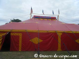 Le cirque de l'Ile de France de la famille Dubois