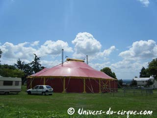 Loire-Atlantique: stages à l'école du cirque Micheletty de Saint Nazaire
