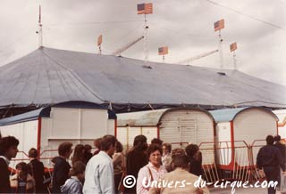 Trentième anniversaire de la première tournée en France de l'American Circus Togni (04)