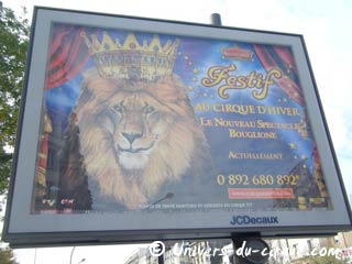 Les cirques continuent à s'afficher dans Paris!