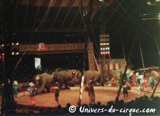Trentième anniversaire de la première tournée en France de l'American Circus Togni (07)