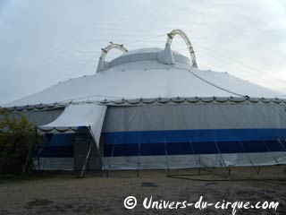 Paris: le séjour du cirque national Alexis Gruss se poursuit