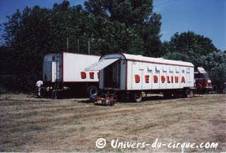 Les cirques d'Allemagne de l'Est (07): le Zirkus Busch-Berolina