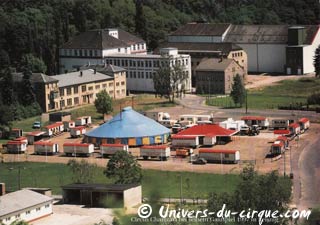 Les cirques d'Allemagne de l'Est (09): le Circus Charivari