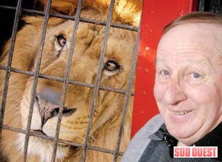 Mike, le doyen des dompteurs