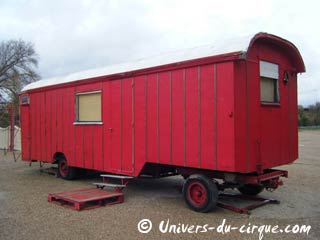 Yvelines: le séjour du cirque Joseph Bouglione à Chatou se poursuit jusqu'au 24 janvier 2010