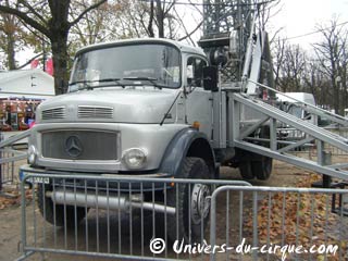 Paris: le marché de Nol des Champs Elysées se prolongera jusqu'au 28 décembre 2009