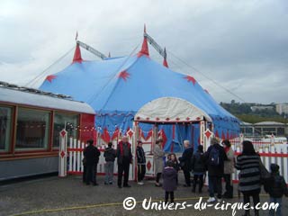 Tournées hivernales du cirque Medrano: le tiercé gagnant de Raoul Gibault