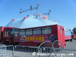 Tournées hivernales du cirque Medrano: le tiercé gagnant de Raoul Gibault
