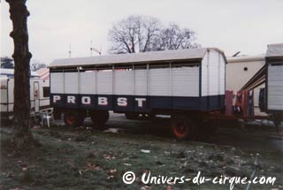 Les cirques d'Allemagne de l'Est (19): le Zirkus Probst
