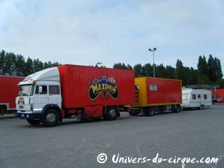 Val d'Oise: le cirque Maximum sur la base de loisirs de Cergy-Pontoise du 15 au 27 décembre 2009