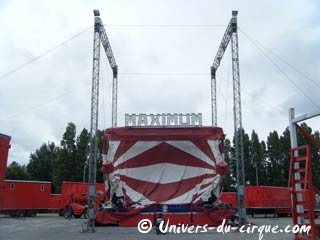 Val d'Oise: le cirque Maximum sur la base de loisirs de Cergy-Pontoise du 15 au 27 décembre 2009