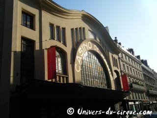 Les sept doigts de la main sont arrivés au Casino de Paris