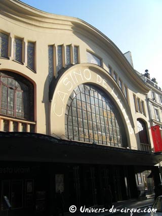 Les sept doigts de la main sont arrivés au Casino de Paris