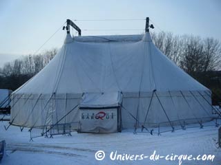 Hauts-de-Seine: la neige s'invite à l'espace cirque d'Antony