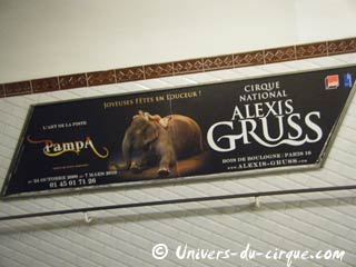 Nouvelle campagne d'affichage du cirque national Alexis Gruss dans le métro parisien
