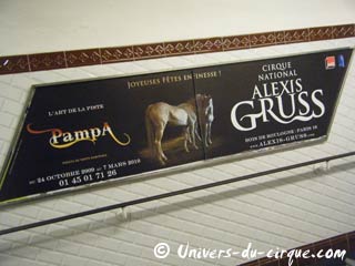 Nouvelle campagne d'affichage du cirque national Alexis Gruss dans le métro parisien