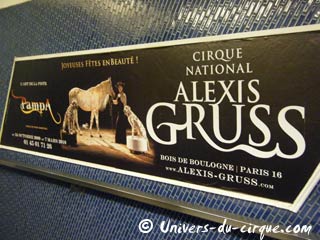 Nouvelle campagne d'affichage du cirque national Alexis Gruss dans le métro parisien