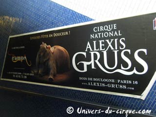 Nouvelle campagne d'affichage du cirque national Alexis Gruss dans le métro parisien