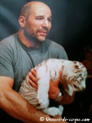 Vincent Moscato aime le cirque et ses animaux