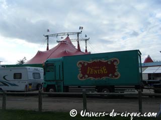 Ardèche: le cirque de Venise à Aubenas jusqu'au 10 mars 2010