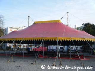 Loire-Atlantique: l'école du cirque Micheletty présente à la Baule jusqu'au 31 mai 2010