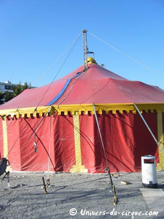 Loire-Atlantique: l'école du cirque Micheletty présente à la Baule jusqu'au 31 mai 2010