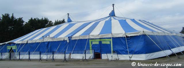 Loire-Atlantique: l'école du cirque Micheletty de Saint Nazaire en images