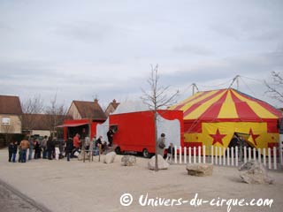 Deux petits cirques familiaux aux alentours de Dijon