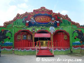 Savoie: le cirque de Venise à Albertville jusqu'au 21 mars 2010