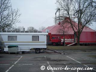 Yvelines: le séjour du cirque Joseph Bouglione se poursuit sur la base de loisirs de Saint Quentin-en-Yvelines