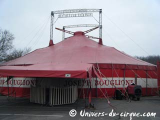 Yvelines: le séjour du cirque Joseph Bouglione se poursuit sur la base de loisirs de Saint Quentin-en-Yvelines