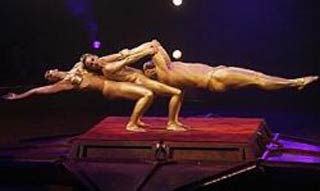 Arras: la magie du cirque Arlette Gruss touche les petits comme les grands