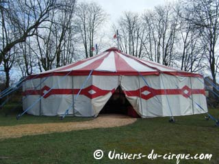 Essonne: le Rudi Llata Circus est arrivé à Savigny-sur-Orge