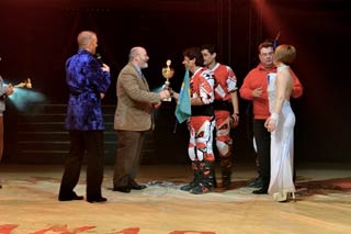 Boulogne-sur-Mer: sous un grand chapiteau Amar, en l'honneur du cirque