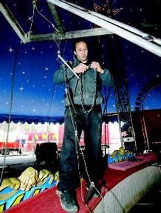 Lens: les dernières trouvailles lensoises du cirque Amar