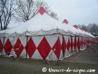 Yvelines: derniers jours du cirque Joseph Bouglione sur la base de loisirs de Saint Quentin-en-Yvelines