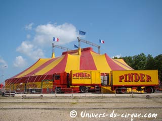 Bourgogne: le cirque Pinder à Chalon sur Saône en images