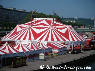 Le cirque Amar de retour dans les îles du littoral Atlantique au cours de l'été 2010
