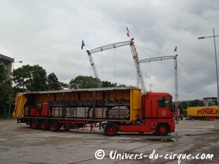 Bourgogne: le démontage du cirque Pinder à Dijon ce dimanche 06 juin 2010