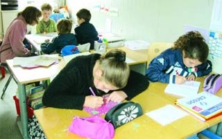 Une classe itinérante pour les enfants du cirque Arlette Gruss