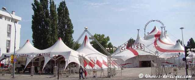 Le cirque Arlette Gruss à Troyes en images de jour comme de nuit
