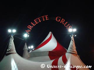 Le cirque Arlette Gruss à Troyes en images de jour comme de nuit