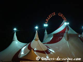 Le cirque Arlette Gruss à Troyes en images de jour comme de nuit