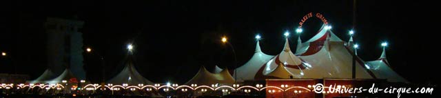 Le cirque Arlette Gruss à Troyes en images de jour comme de nuit