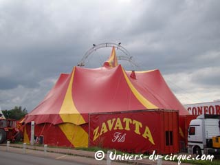 Le cirque Zavatta fils à Chalon sur Saone jusqu'au dimanche 20 juin 2010