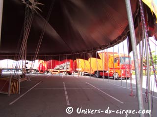 Retour en images sur l'arrivée et le montage du cirque Zavatta fils à Chenove